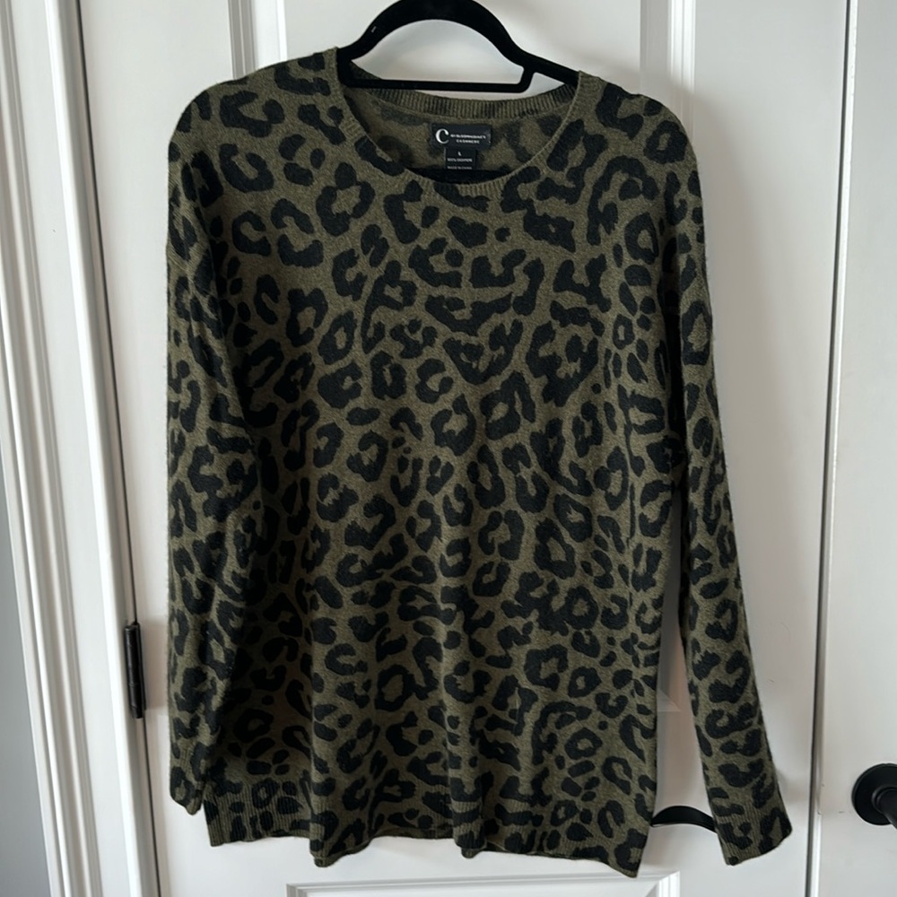 Cashmere leopard print sweater by Bloomingdales, size L